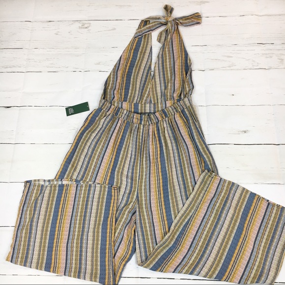 Striped Sleeveless Deep V-Neck Halter Jumpsuit - Picture 4 of 7